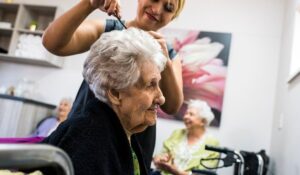 Calgary Senior Home Beauty Services