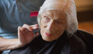 Calgary Senior Home Beauty Services